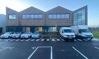 Local industriel  1032 m² à vendre à Serris (77700)