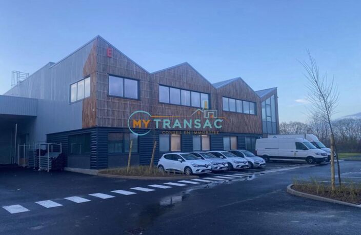 Serris A VENDRE Local d'activité neuf de 1 032m² — photo 2