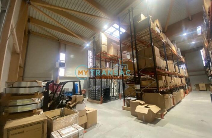 Serris A VENDRE Local d'activité neuf de 1 032m² — photo 4
