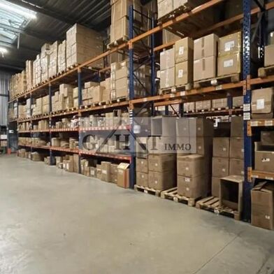 Local industriel  840000 €