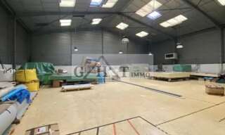 Local industriel  2800 m² à vendre à Fontenay-sous-Bois (94120)