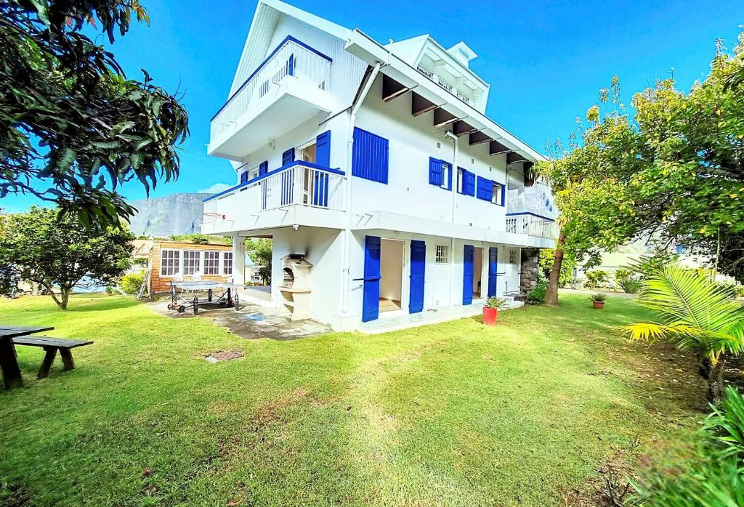 Charmante villa F5 meublée de 120 m2 en centre ville de Cila — photo 1