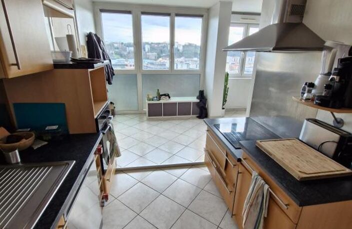 CHAMBRE EN COLOCATION  dans T5 de 84.60m²- RUE DE ST CYR LYON 9 — photo 5