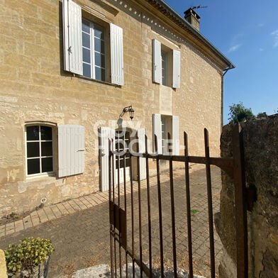 Maison 7 pièces 343200 €