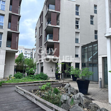 Appartement 4 pièces 220000 €