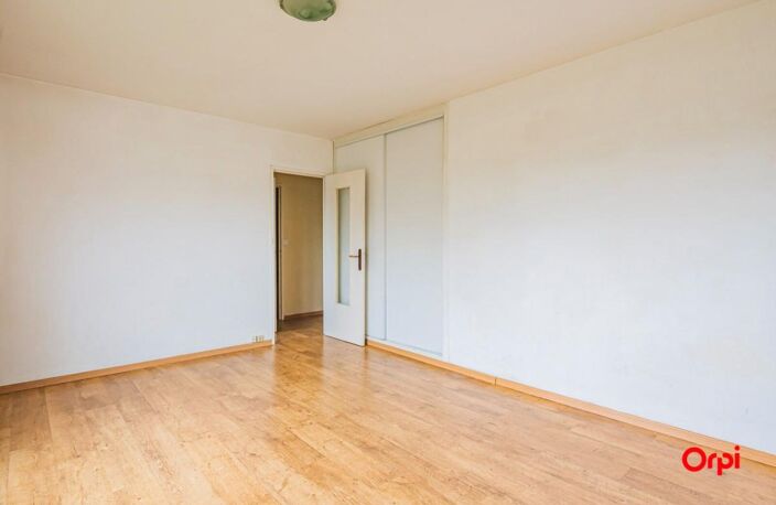 Appartement Reims 1 pièce 30.66m2 — photo 2