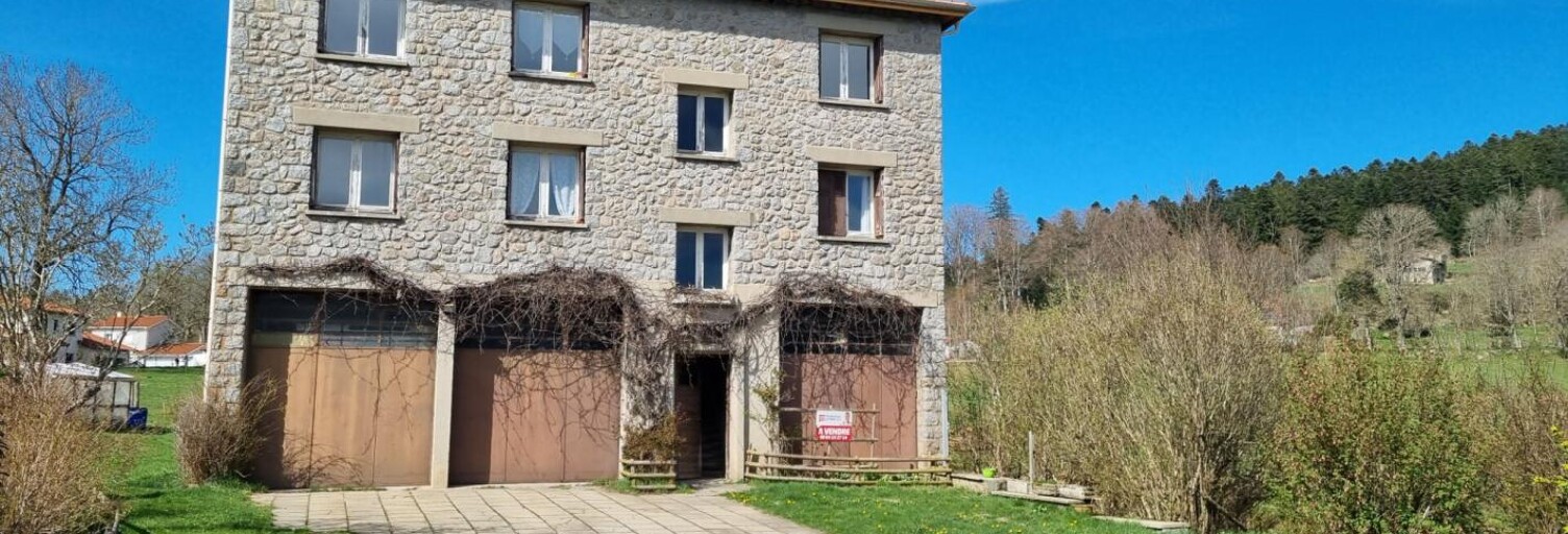 Maison 10 Pièces 190 m² à vendre à Saint-Régis-du-Coin (42660)