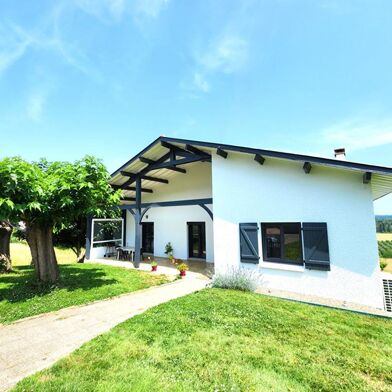 Maison 5 pièces 300000 €