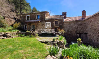 Maison 8 Pièces 215 m² à vendre à Les Vans (07140)