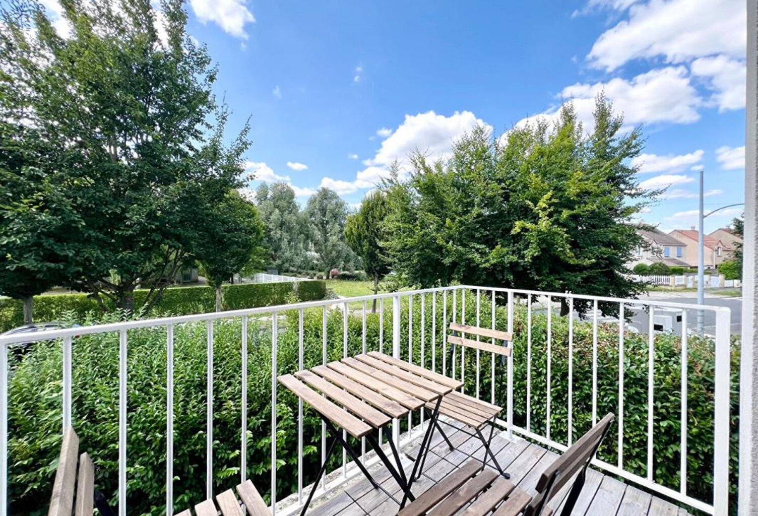 Appartement Sainte Genevieve Des Bois 3 pièce(s) 61.83 m2 — photo 1