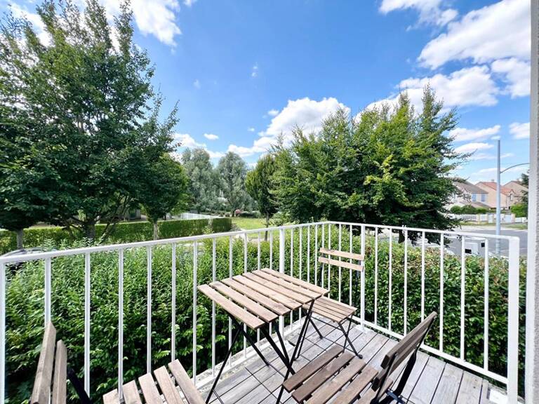 Appartement Sainte Genevieve Des Bois 3 pièce(s) 61.83 m2 — photo 1