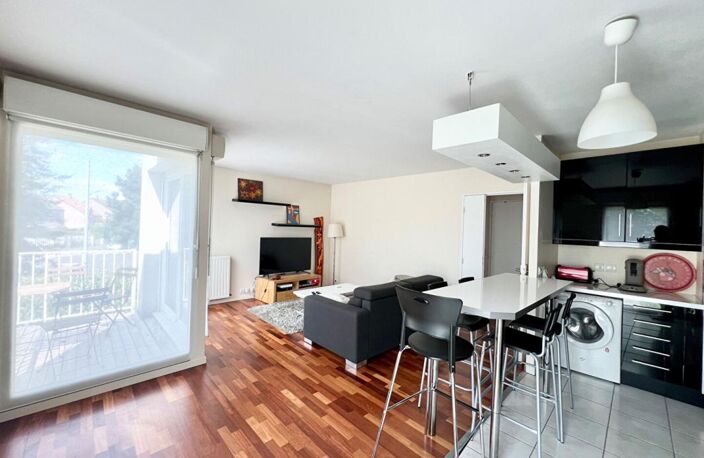 Appartement Sainte Genevieve Des Bois 3 pièce(s) 61.83 m2 — photo 2