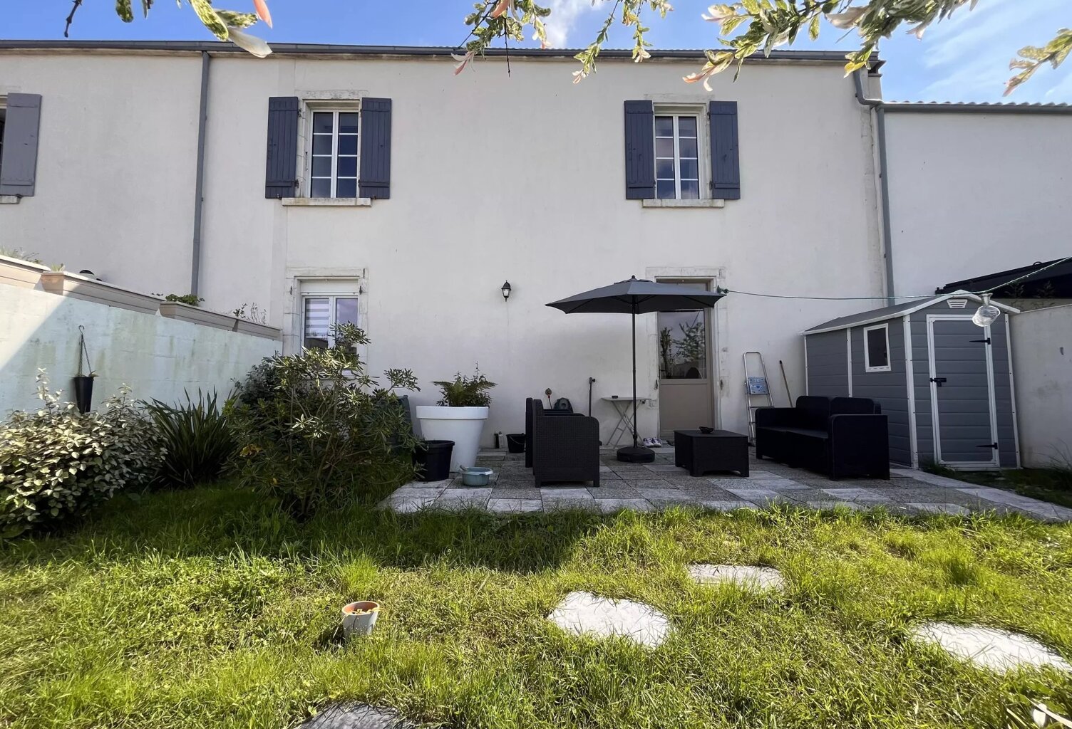 Maison coup de coeur - VÉRINES — photo 1