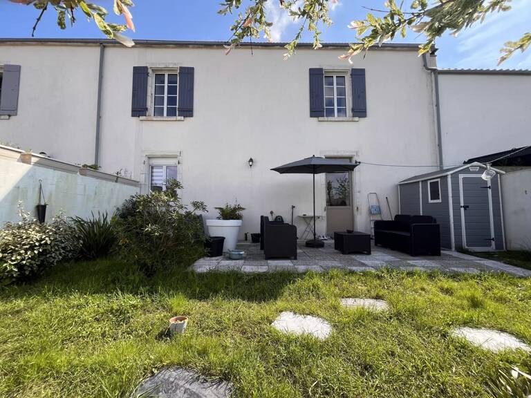 Maison coup de coeur - VÉRINES — photo 1