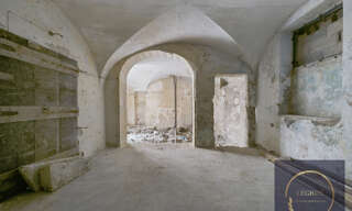 Immeuble  154 m² à vendre à Beaucaire (30300)