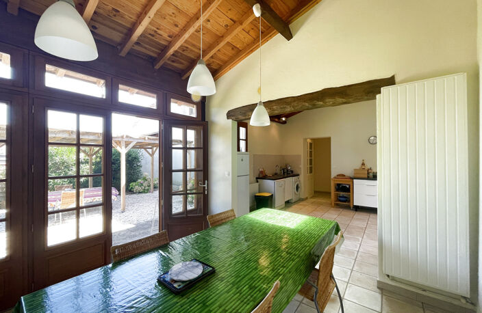 Maison bourgeoise au village avec jardin très bon état — photo 2