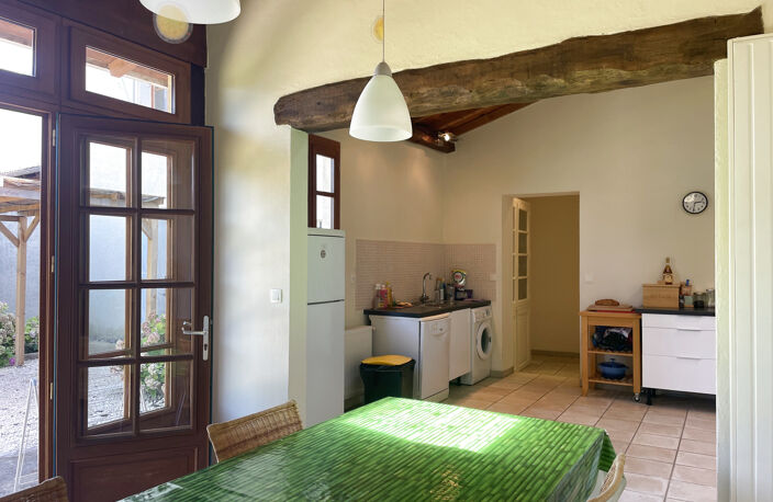 Maison bourgeoise au village avec jardin très bon état — photo 3