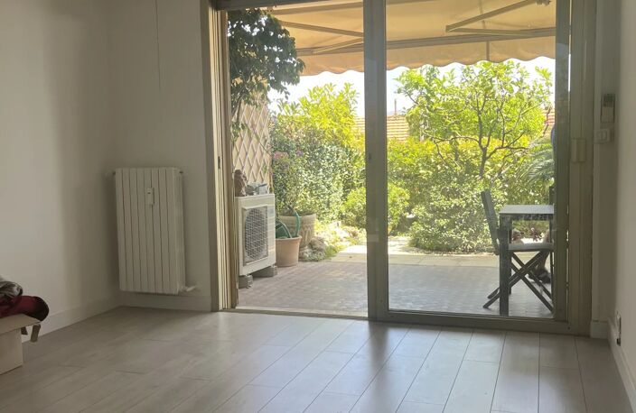 NICE ST PIERRE DE FERIC,  VUE MER ET PISCINE — photo 5