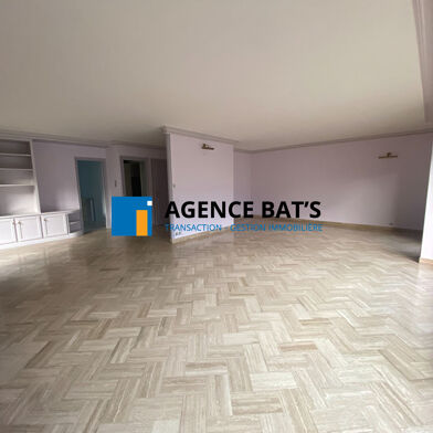 Appartement 5 pièces 1150 €