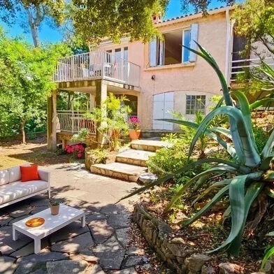 Maison 5 pièces 549800 €