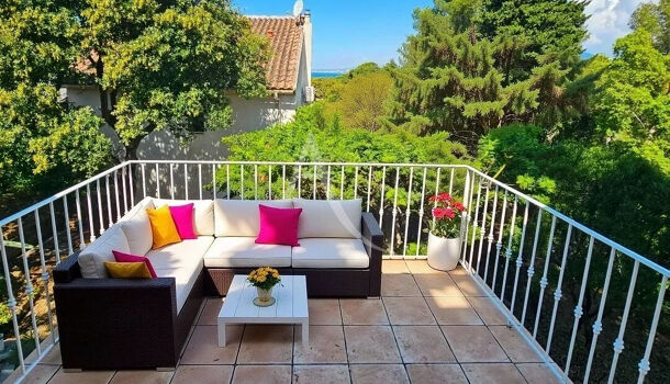 Villa / Maison 5 pièces  à vendre Pradet (Le) 83220