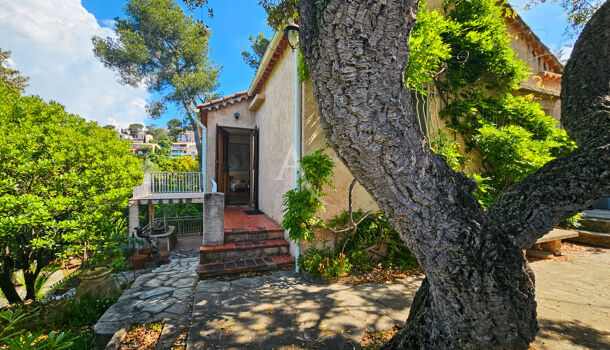 Villa / Maison 5 pièces  à vendre Pradet (Le) 83220