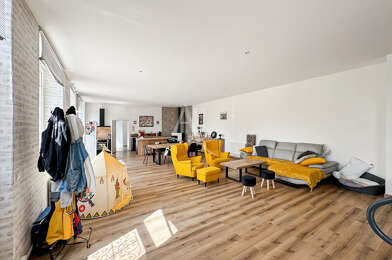 Maison 8 pièces 369950 €