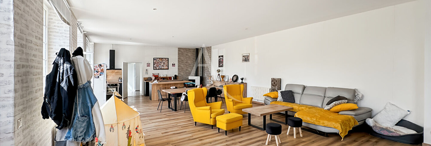 Maison 8 Pièces 270 m² à vendre à Lavilletertre (60240)