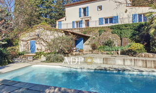 Maison  131 m² à vendre à Grasse (06130)