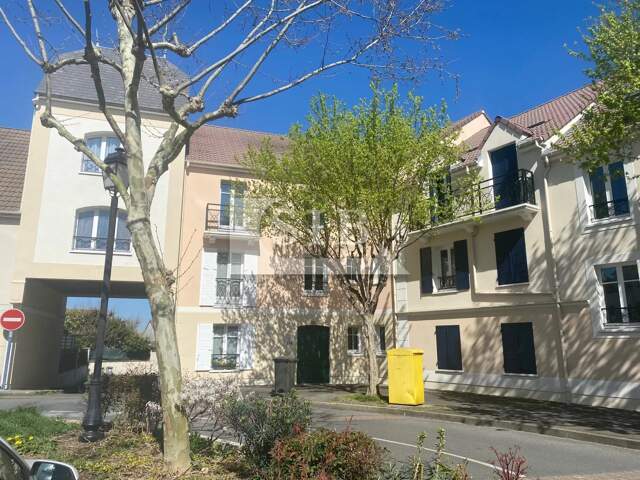 Appartement  2 pièces - LONGPONT SUR ORGE — photo du bien