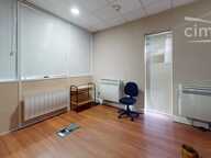 Local commercial — photo 4