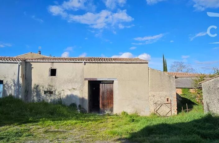 A vendre  grange à rénover avec terrain — photo 3