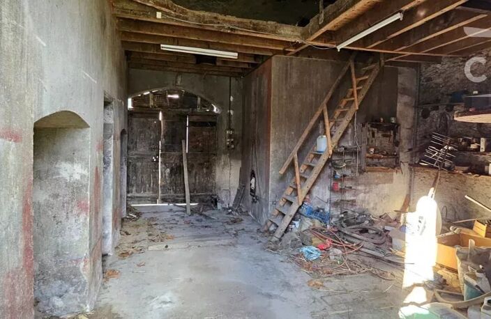 A vendre  grange à rénover avec terrain — photo 5