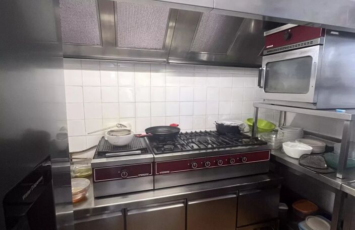 FOND DE COMMERCE - RESTAURANT — photo 3
