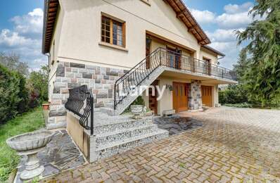 Villa cocue avec 6 chambres proche du centre ville — photo du bien