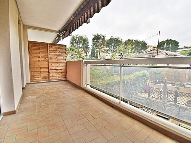 Appartement + Parking+cave — photo du bien