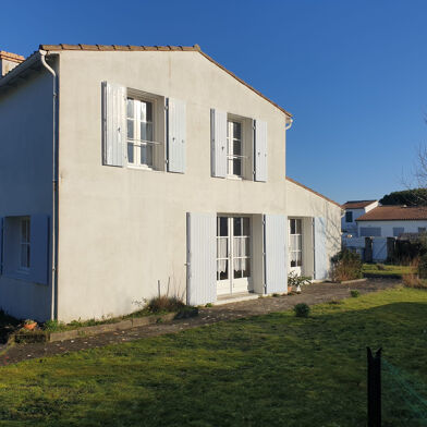 Maison 6 pièces 657000 €