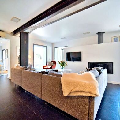 Maison 4 pièces 1090000 €