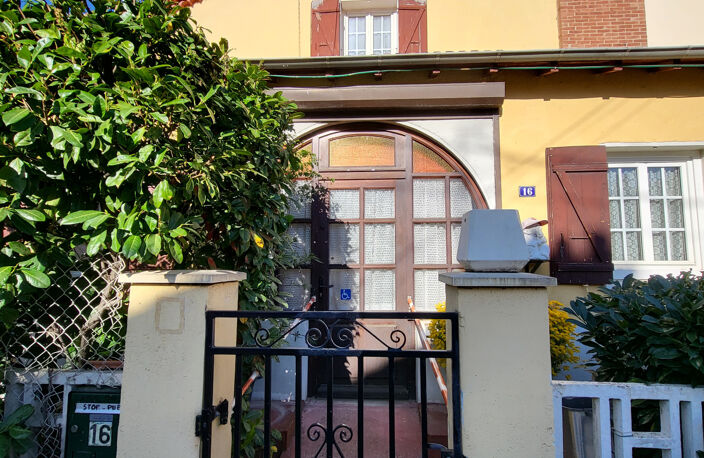 Drôme (26) A vendre à Valence - Maison de ville type 4, avec — photo 3