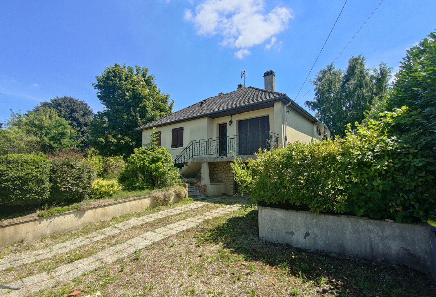 A 15 MN DE BEAUVAIS, MAISON DE CHARME RENOVEE DE 110 M2 HAB — photo 1
