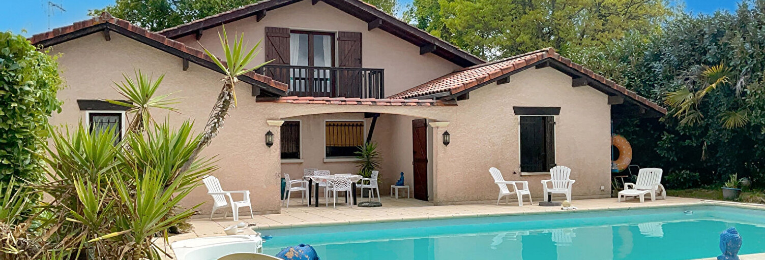 Maison 7 Pièces 174 m² à vendre à Eysines (33320)