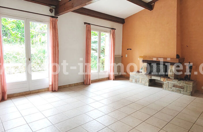Villa — photo 4