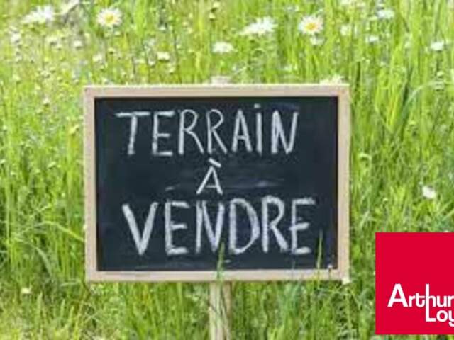 TERRAIN à VENDRE — photo du bien