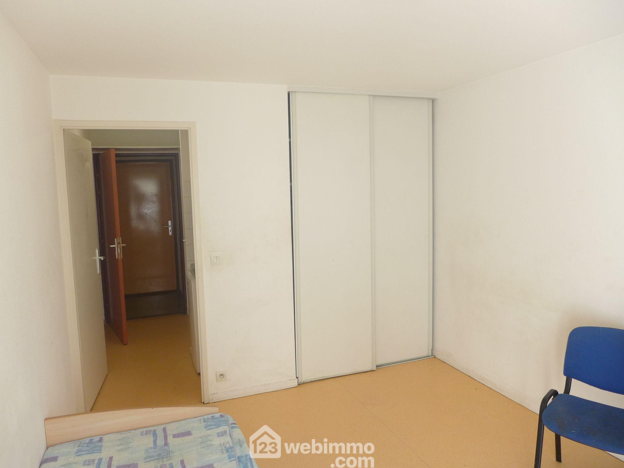 Appartement - 19m² - Courbevoie