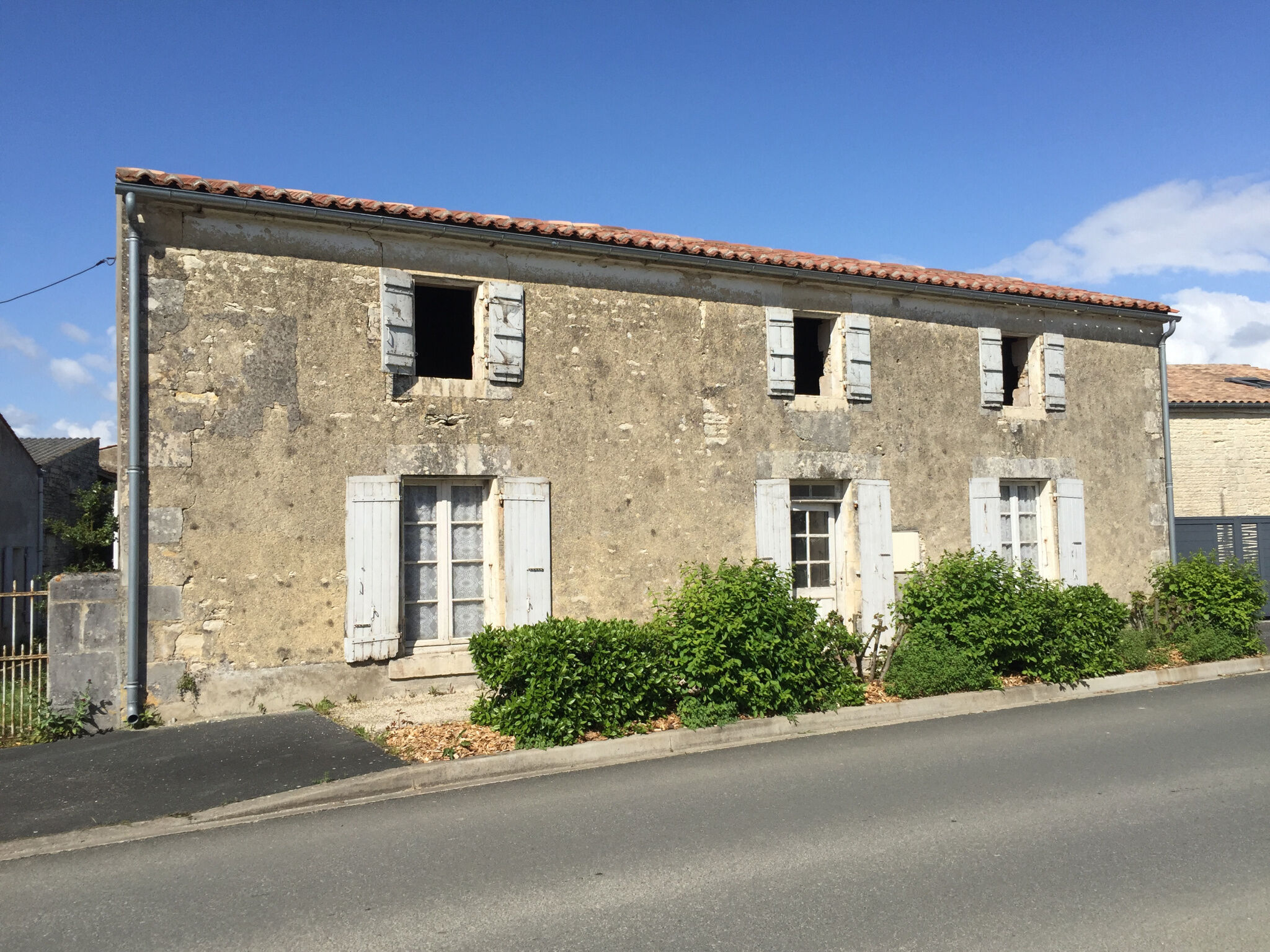 Villa / Maison 8 pièces  à vendre Courçon 17170