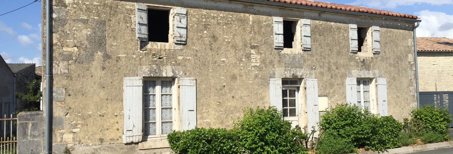 Maison 8 Pièces 230 m² à vendre à Courçon (17170)