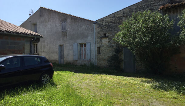 Villa / Maison 8 pièces  à vendre Courçon 17170