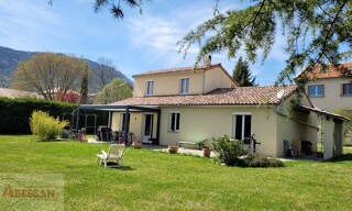Maison 7 Pièces 135 m² à vendre à Laragne-Montéglin (05300)
