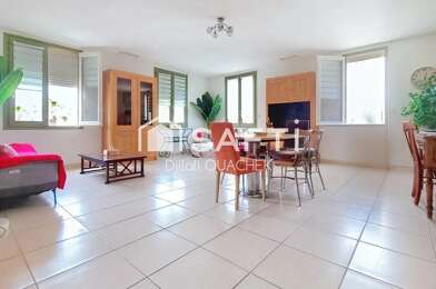 Appartement 4 pièces 215000 €