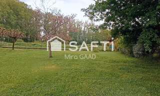 Terrain  812 m² à vendre à Saint-Sulpice-la-Pointe (81370)